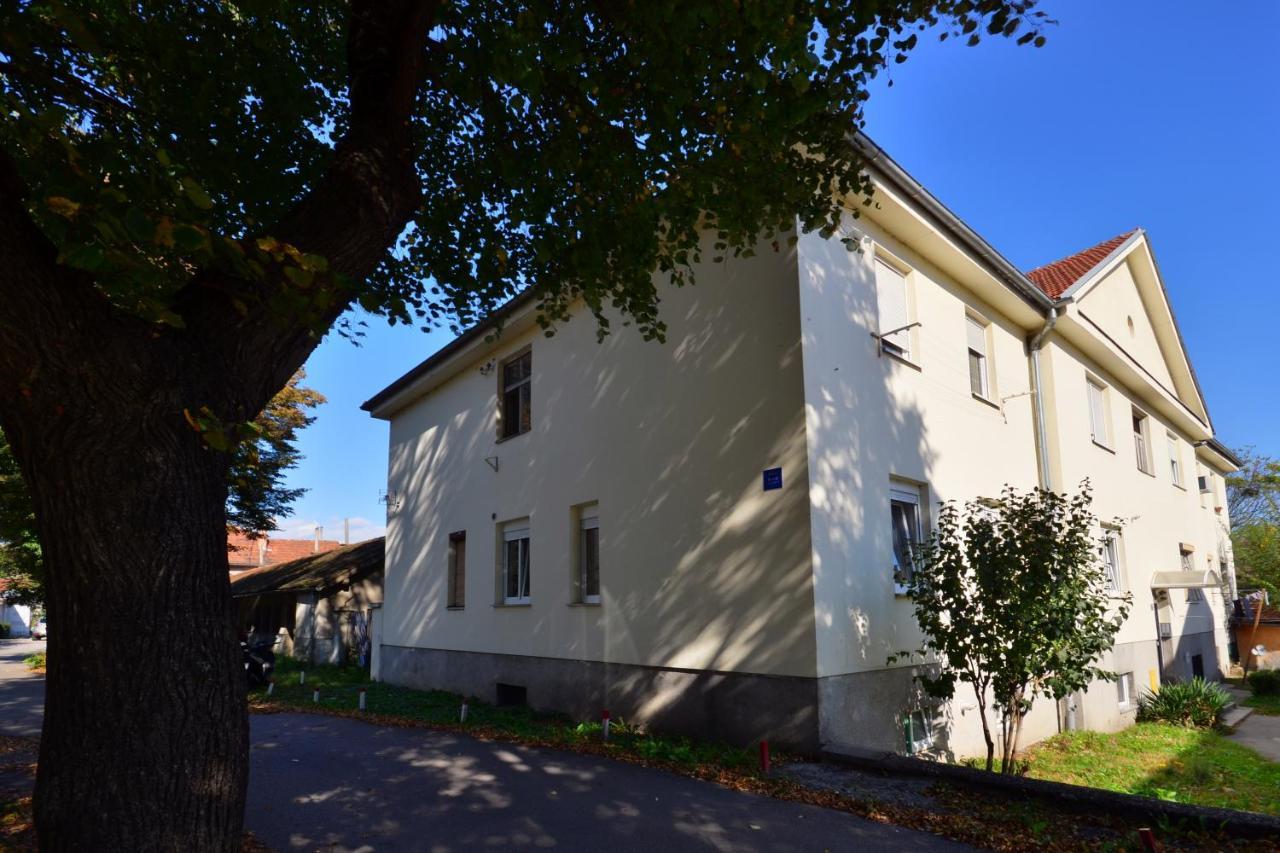 With Private Parking * Zagreb